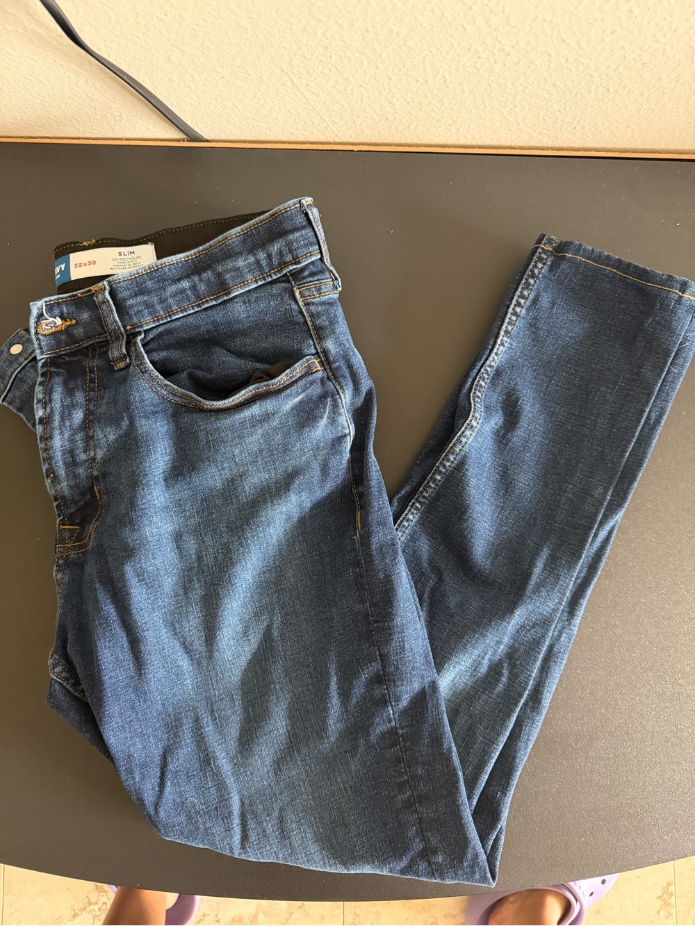 Old Navy Slim Men's Jeans in Dark Blue Denim